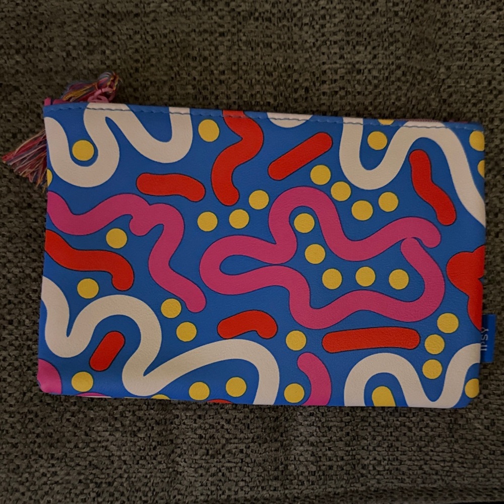 3/$6 Ipsy makeup bag